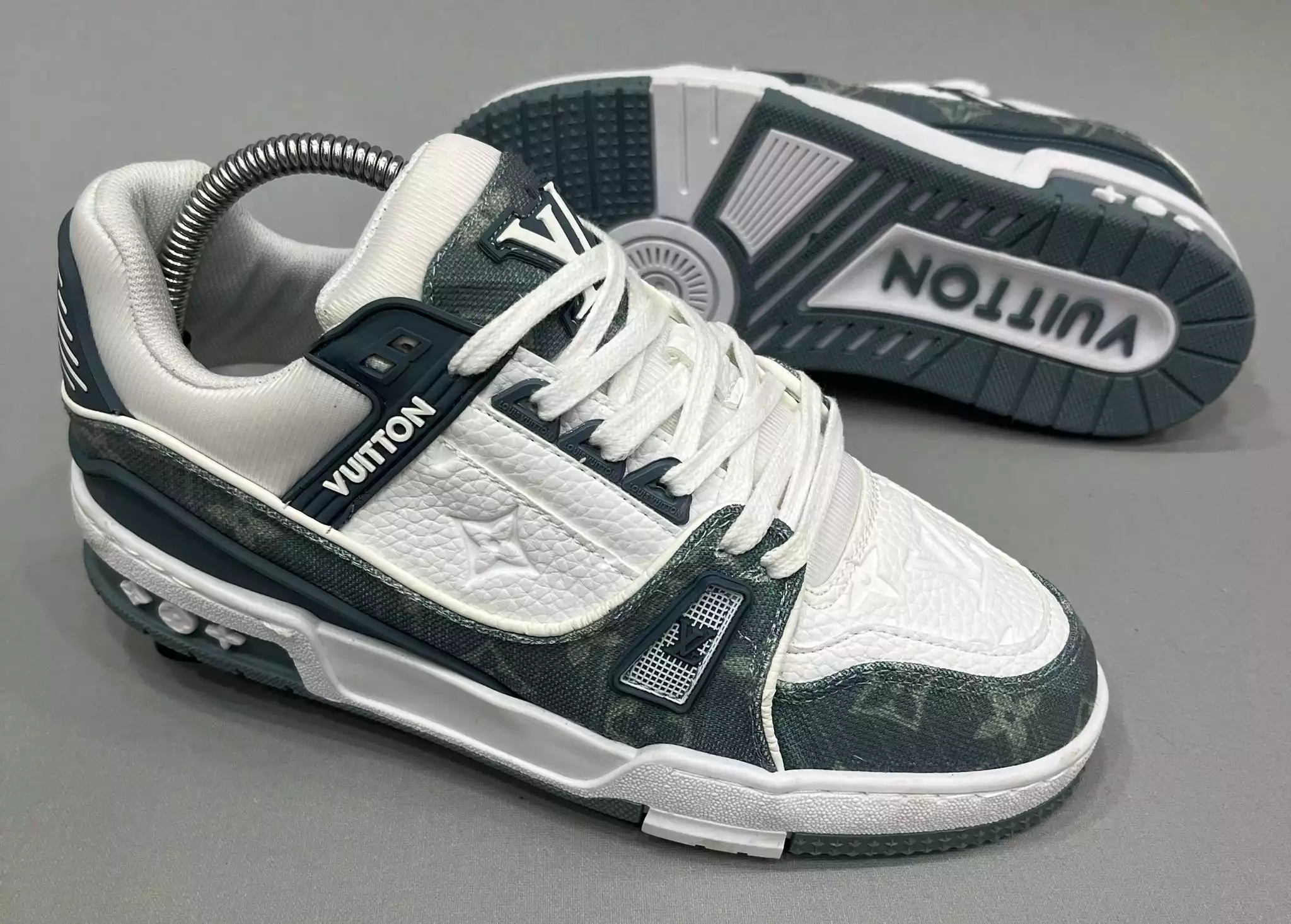 LOUIS VUITTON BEYAZ YEŞİL ERKEK SPOR AYAKKABI