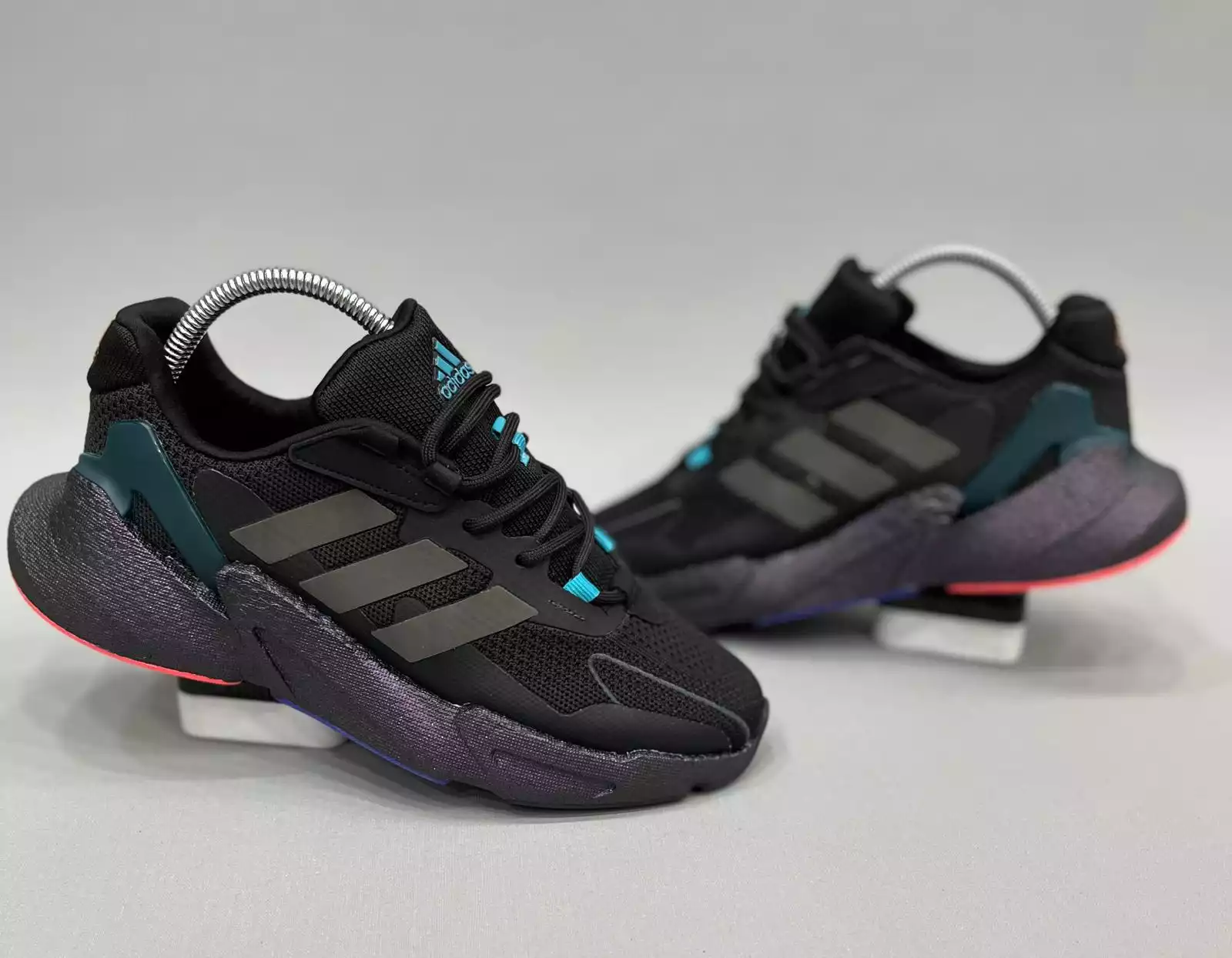 ADİDAS JETBOSS SİYAH TURKUAZ MOR ERKEK SPOR AYAKKABI