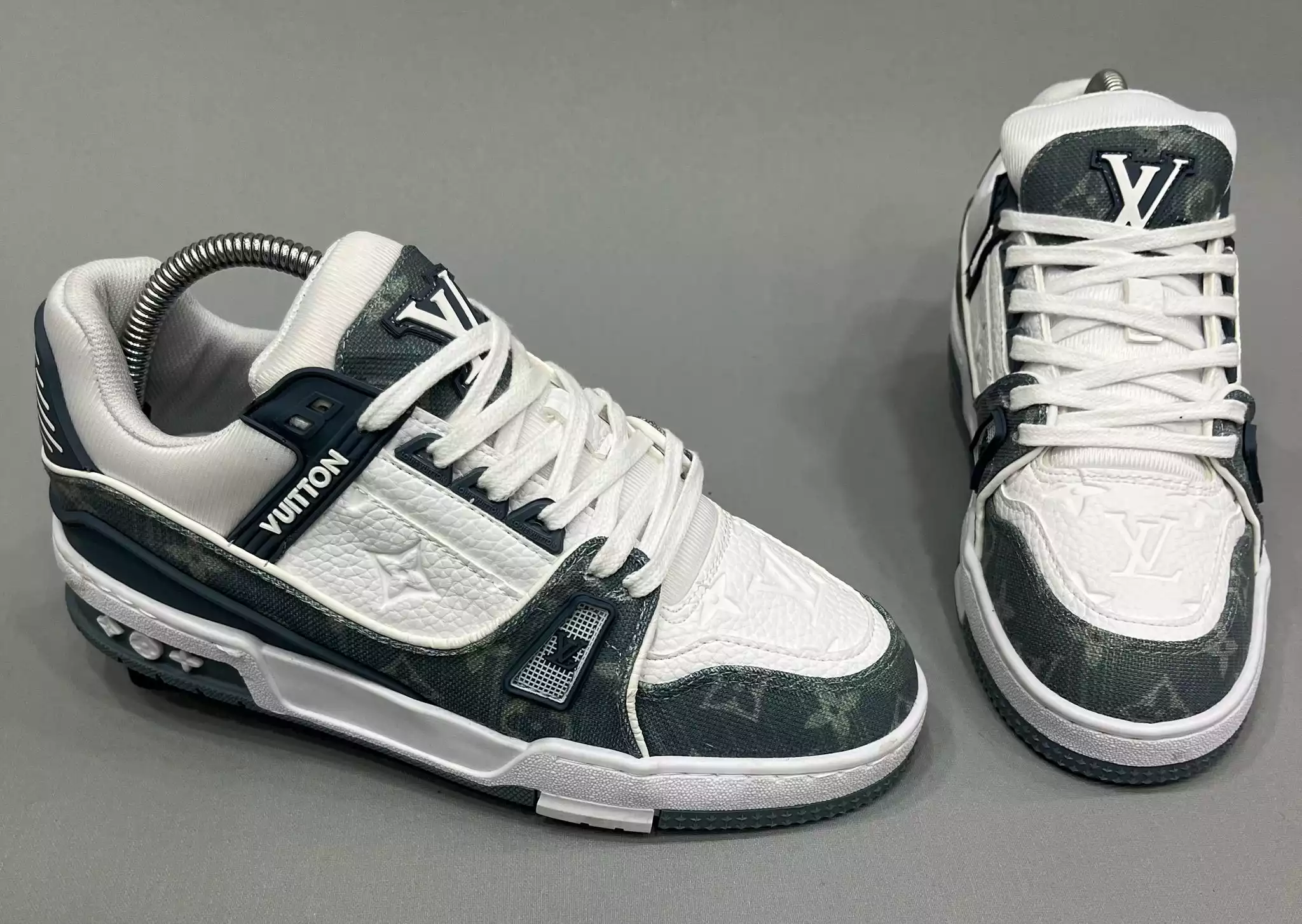 LOUIS VUITTON BEYAZ YEŞİL ERKEK SPOR AYAKKABI