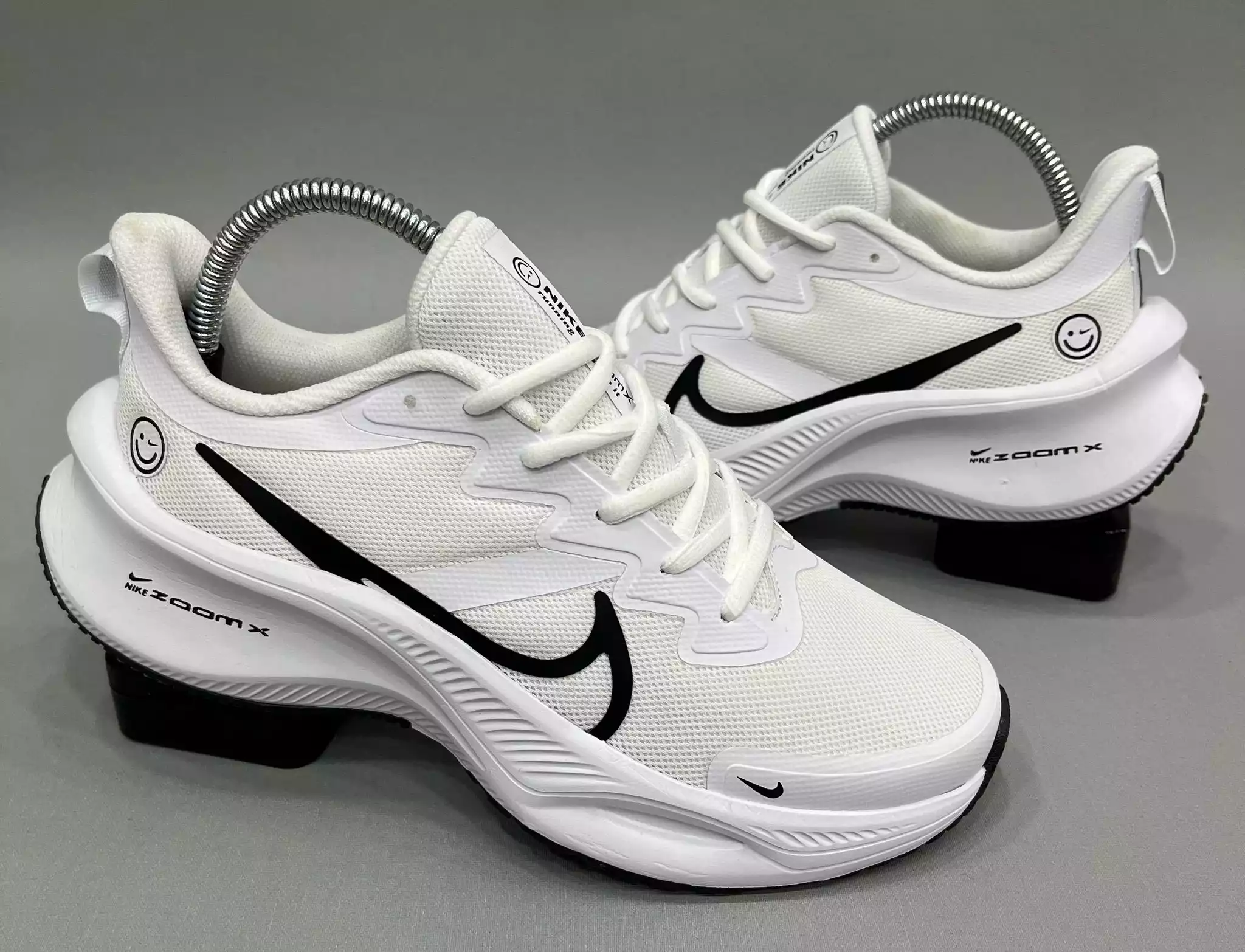 NİKE ZOOM X EMOJİ BEYAZ SİYAH ERKEK SPOR AYAKKABI